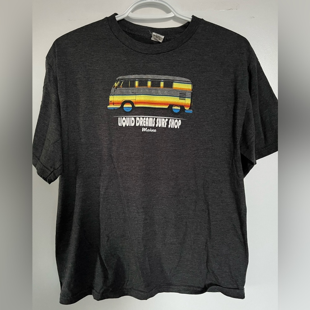 Liquid Dreams Surf Shop T Shirt size XL (fits like M-L unisex)